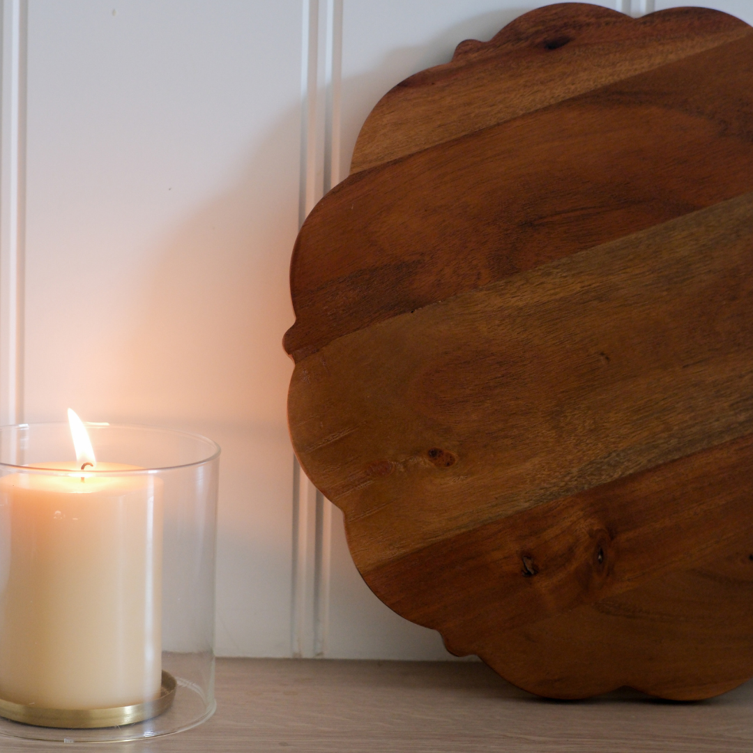 Rustic scalloped wooden cheese board for modern and classic dining tables