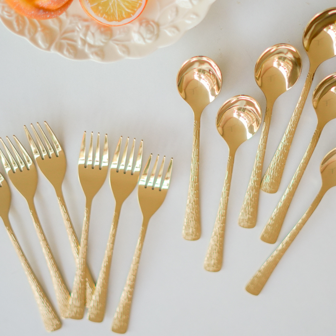 Luxury gold textured cutlery set – 12 piece stainless steel flatware