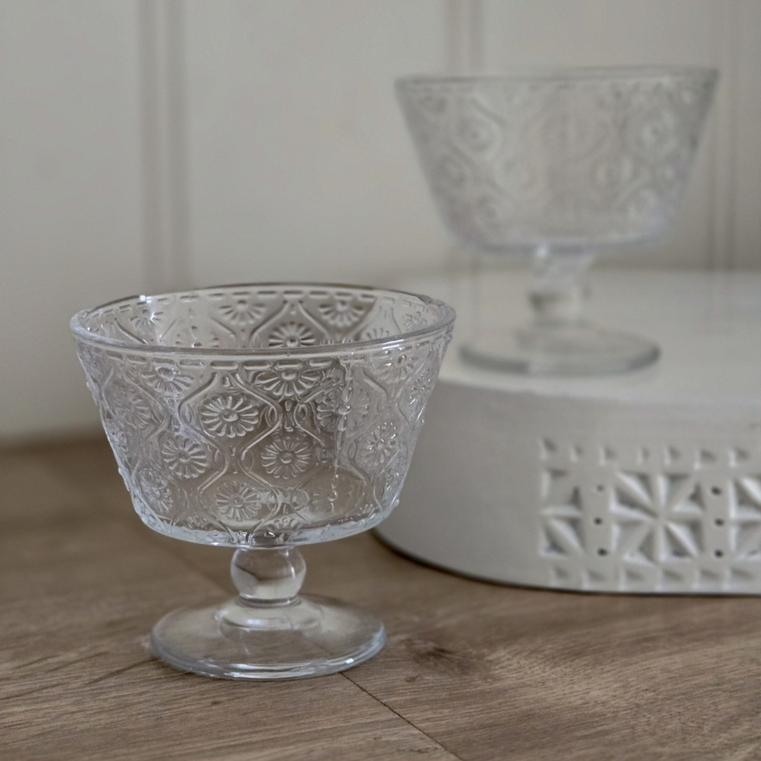 Vintage glass sundae cups ideal for serving ice cream, parfaits and desserts