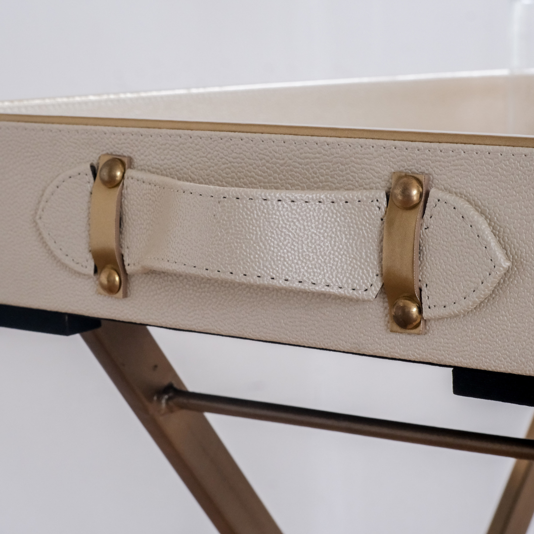 Texture butler tray with luxury handle