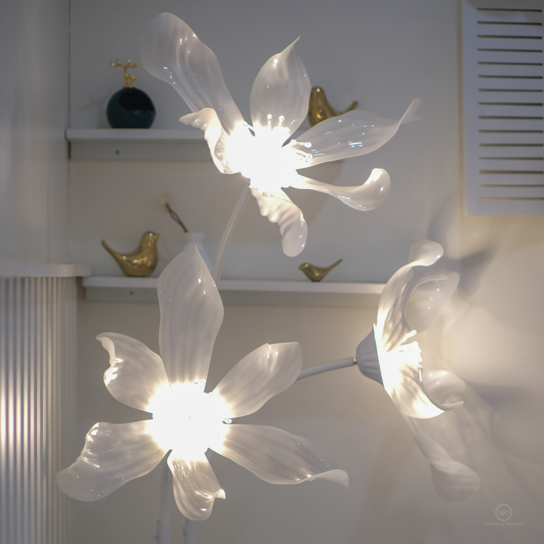 Contemporary floral floor light for living room décor.