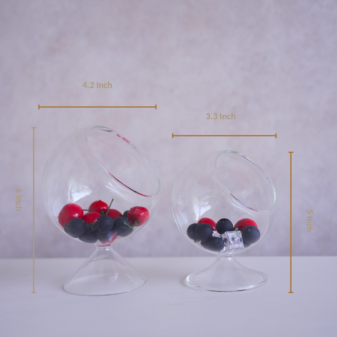 glass bowl in two different sizes