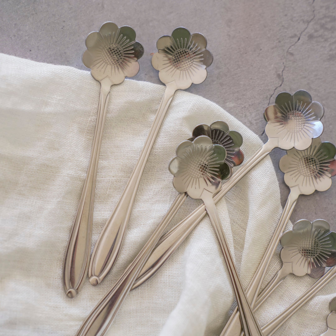 premium dessert spoon