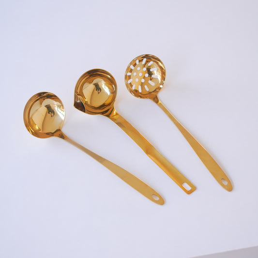 Set of 3 gold stainless steel serving ladles with oil separator and skimmer