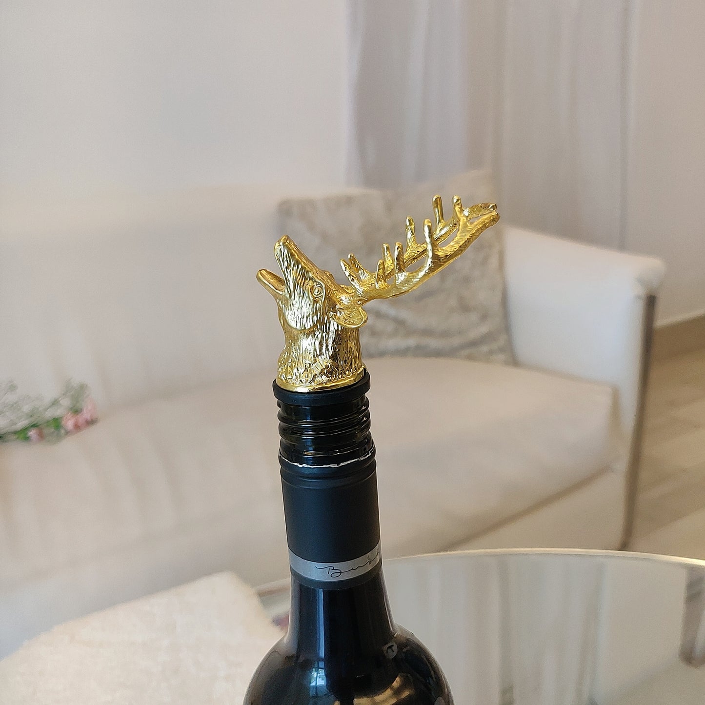 Reindeer Wine Pourer cum Aerator - Gold